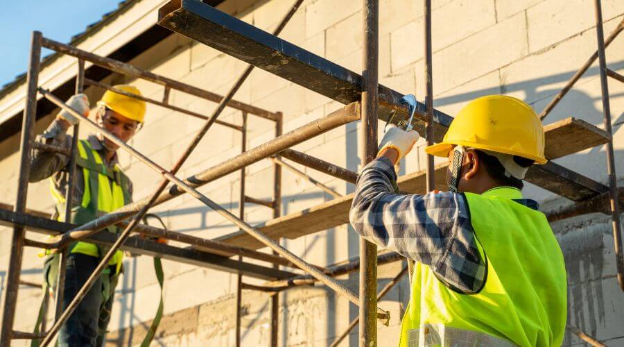 Professional fairlawn roofing services in Avoca, IN